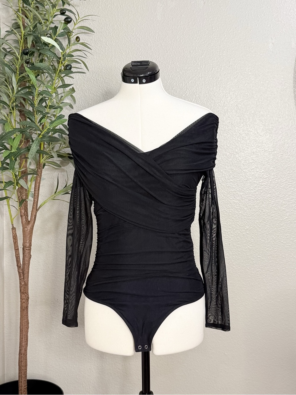 NEW Abercrombie Off-Shoulder Black Long-Sleeve Bodysuit